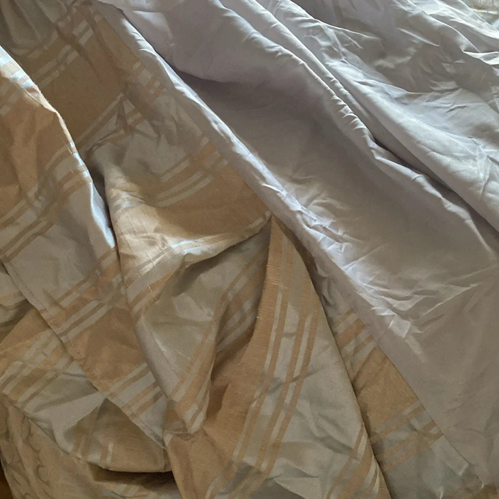 Elegant Floral Bedding Set - metallic grey and gold brocade